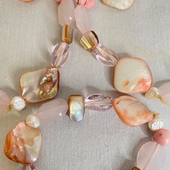 Soft Pink Shells And Stones Stretch Bracelets Set Of Three - Picture 3 of 5